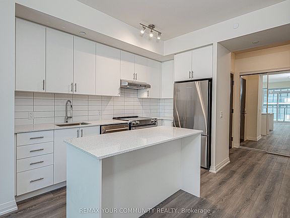 4th image of 9000 Jane St #1707