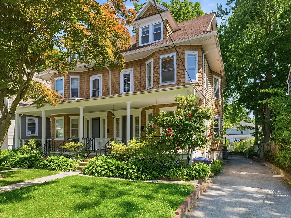 82 Quinby Ave