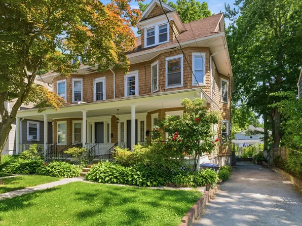 82 Quinby Ave, White Plains, NY 10606
