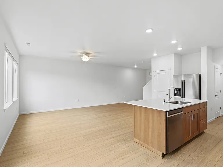 1409 NE 185th Ave — Photo 11