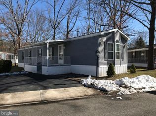 4 Evergreen Dr S, Browns Mills, NJ 08015