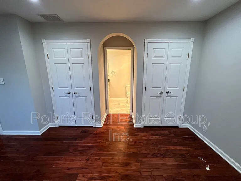 731 E 116th St — Photo 10