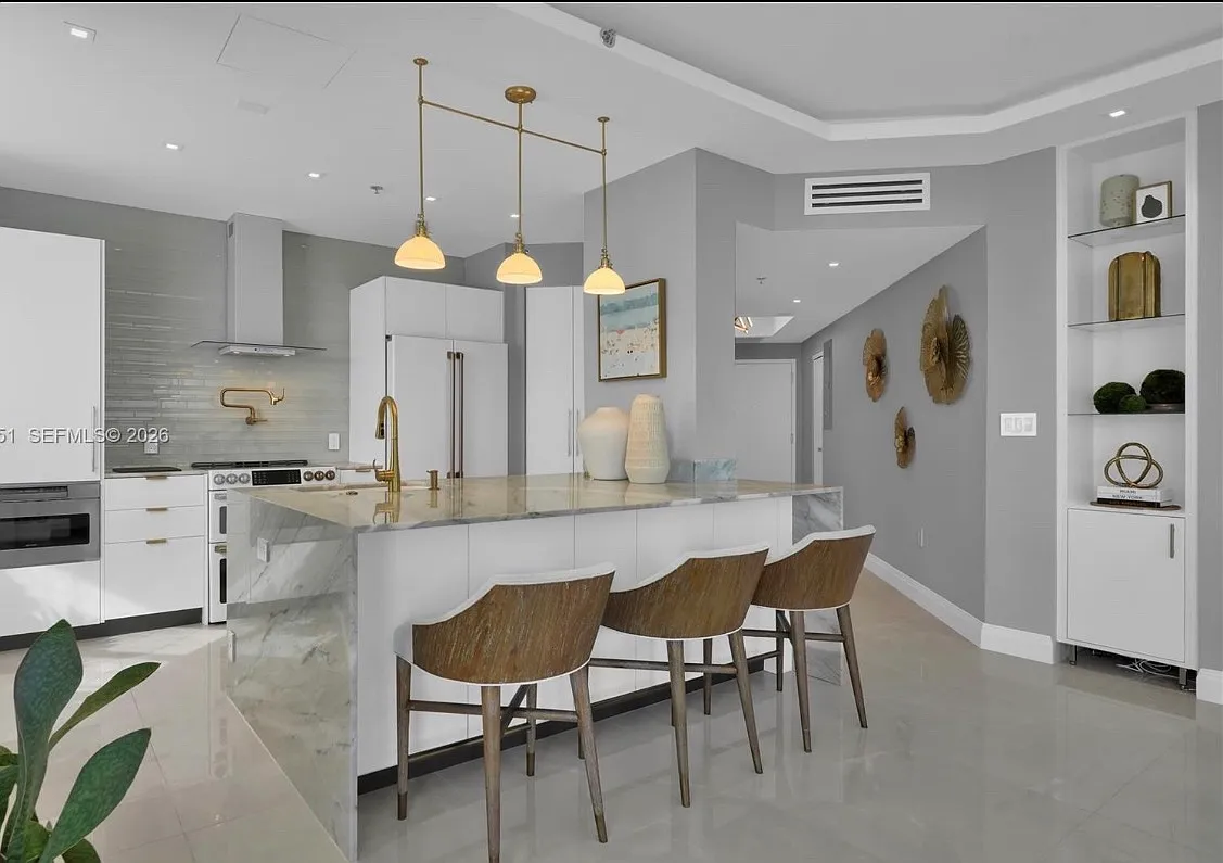 2 bed, 1300 sqft, $15,000 — Photo 4