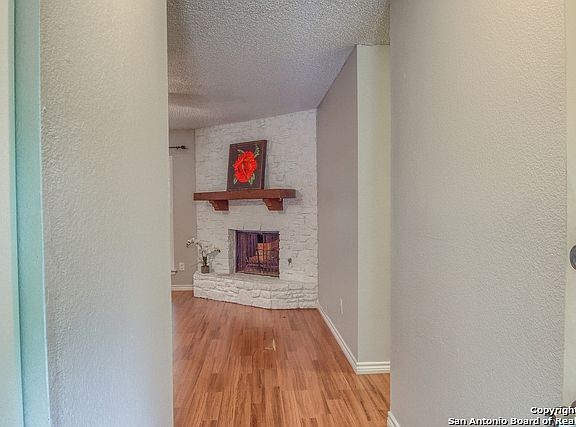 2nd image of 9439 Cliff Way St