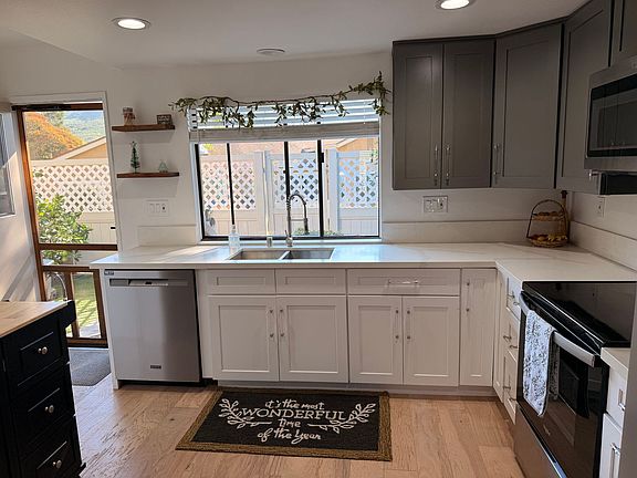4th image of 39032 Village 39
