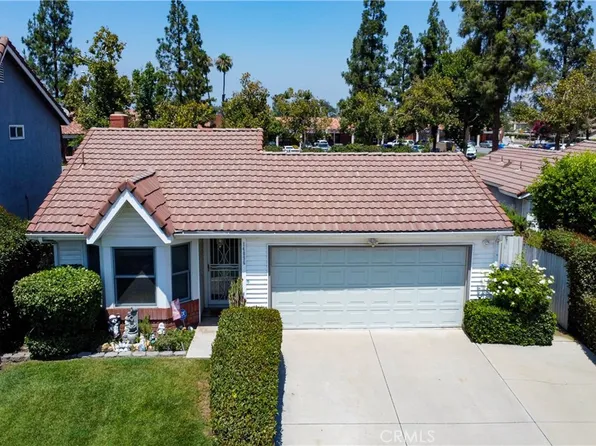 14096 Hillcrest Dr, Fontana, CA 92337