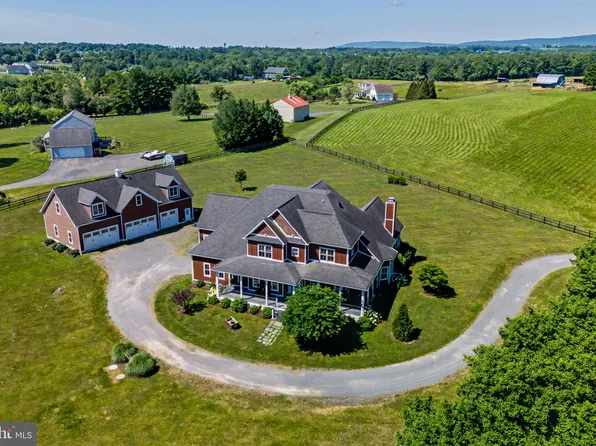 16081 Purcellville Rd, Purcellville, VA 20132