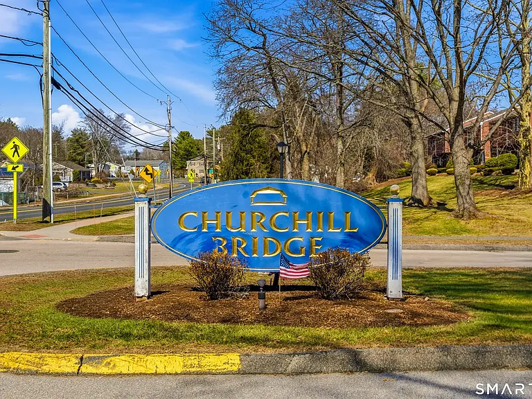 631 Churchill Dr #631 — Photo 7
