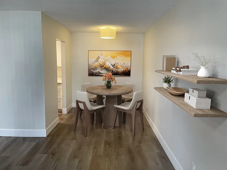 2550 Departure Bay Rd #319 — Photo 6