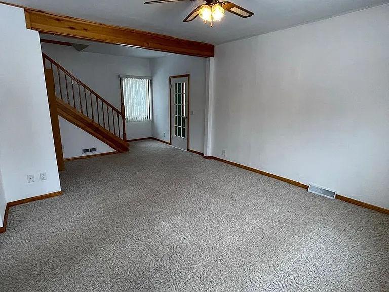 401 E Front St — Photo 7