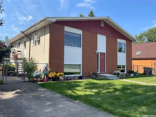 110 7th AVENUE S, Big River, SK S0J 0E0