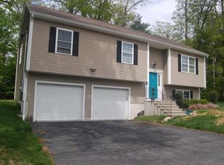 15 Newell Rd, Holden, MA 01520