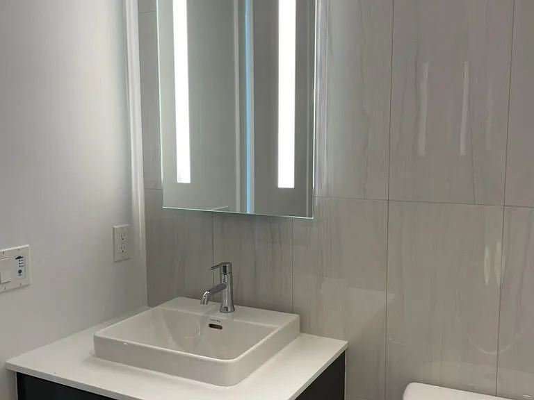 470 Front St W #2303 — Photo 23