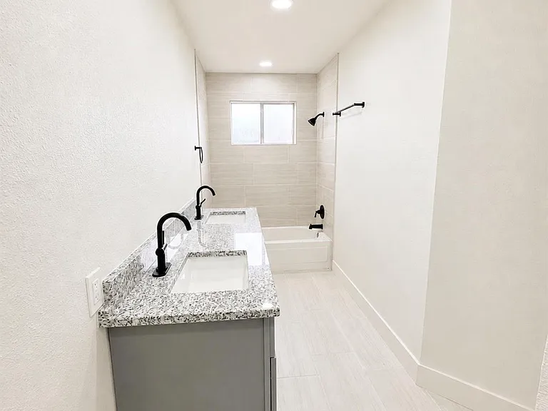 6706 Dinner Creek Ct — Photo 6