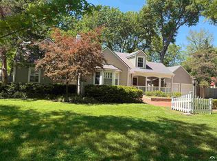 2115 Massachusetts St, Lawrence, KS 66045