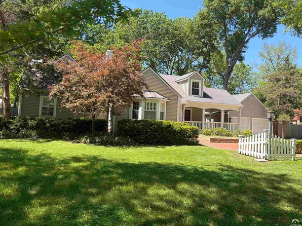 2115 Massachusetts St, Lawrence, KS 66045