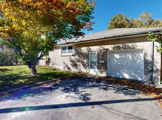 22756 Komoka Rd, Middlesex Centre, ON N0L1R0