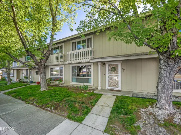 828 Woodglen Dr APT 3, Sparks, NV 89434