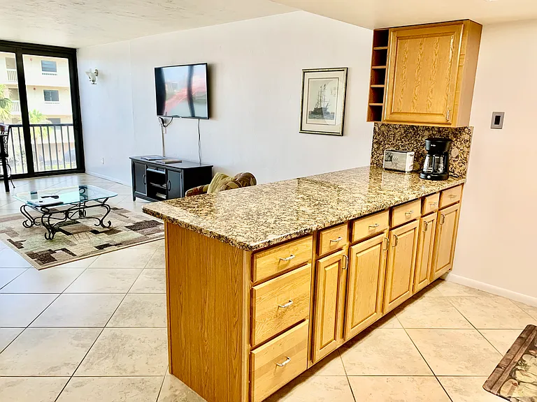 260 Southbay Dr #211 — Photo 11