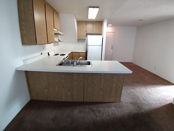 5th image of 4110 3rd Ave #207