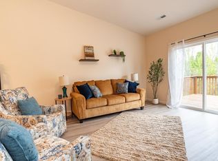 5780 W Monarch Ct, Bloomington, IN 47403