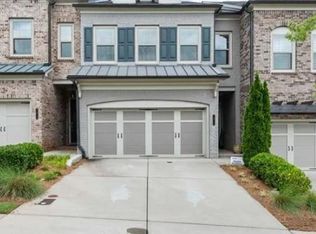 1019 Milhaven Dr, Roswell, GA 30076