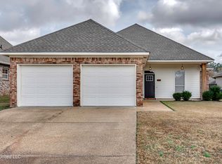 120 Lennox Pl, Brandon, MS 39042