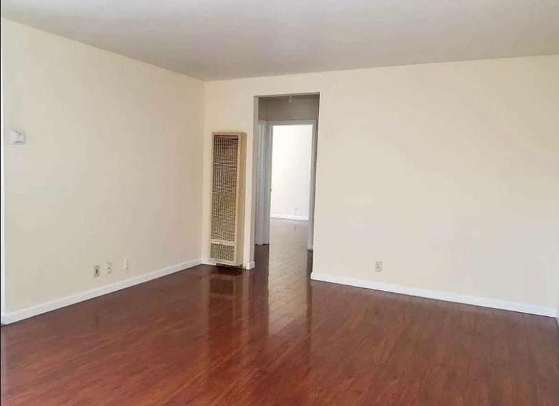 1st image of 641 La Grande Dr APT 1