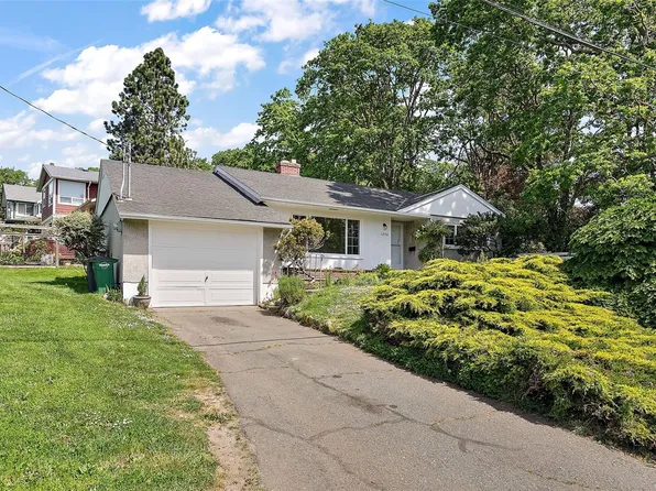 1290 Derby Rd, Saanich, BC V8P 1S8