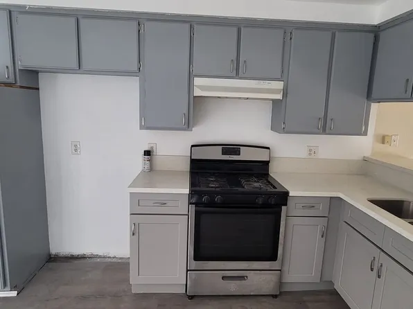 136th St., 4381 W 136th St APT 4, Hawthorne, CA 90250