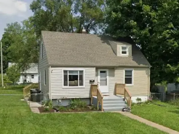 1031 Good Pl, South Bend, IN 46616