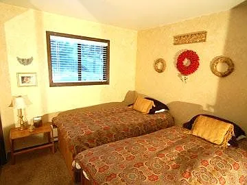 DOWNSTAIRS BEDROOM