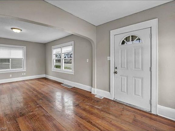 4th image of 620 Hedden Ave