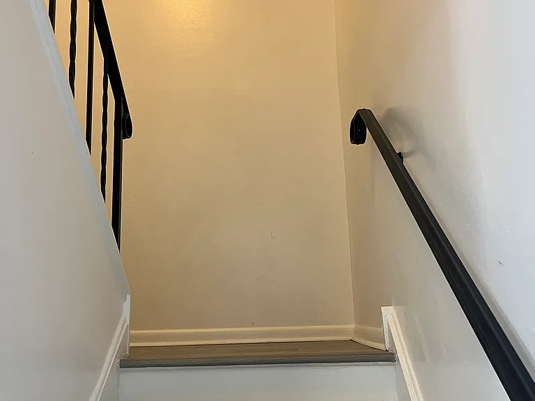 5 Margit Ln — Photo 16