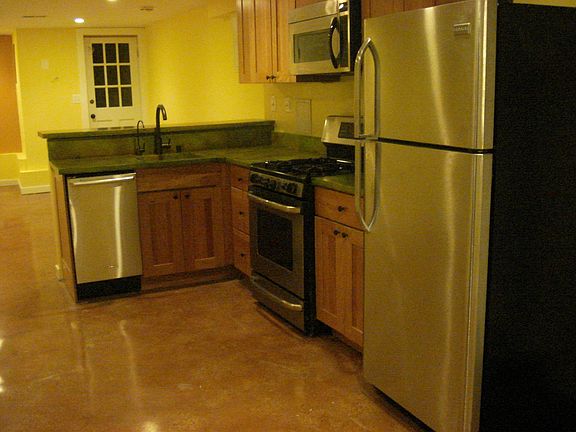 Kitchen (1)