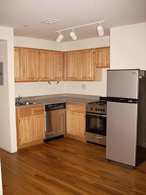 Rented by AD Real Estate Investors | media 22