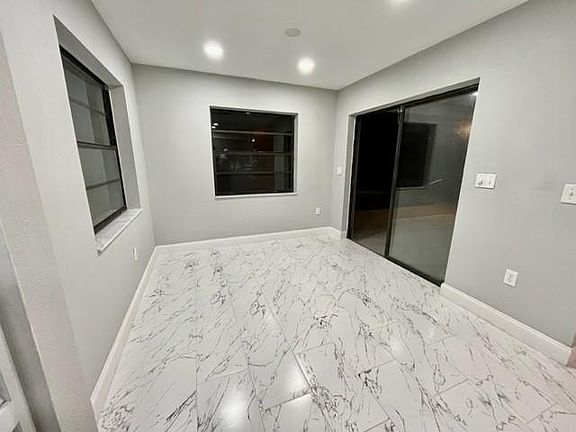 5th image of 4372 Lamson Ave