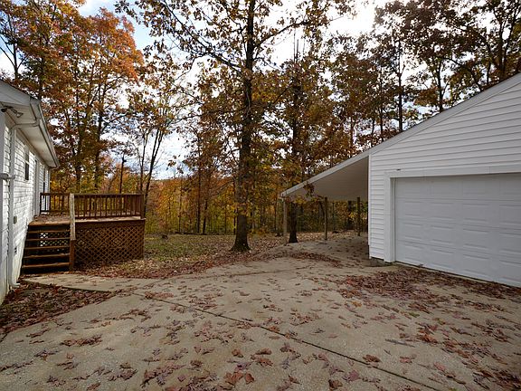 5th image of 111 Hidden Hills Dr