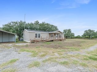 4149 Mineral Cemetery Rd, Beeville, TX 78102