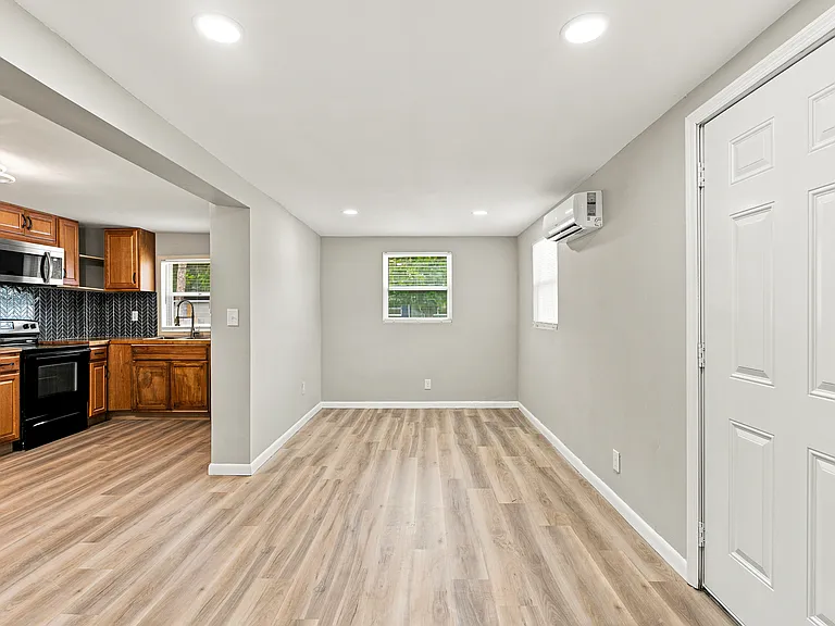 5822 Tampico Rd #B — Photo 4