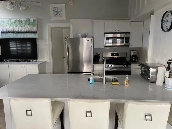 29 E Marlin Way, Lavallette, NJ 08735