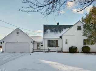 6684 Charles Rd, North Olmsted, OH 44070