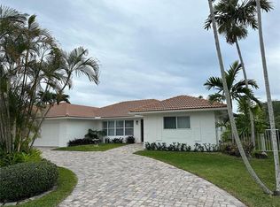 510 Phillips Dr, Boca Raton, FL 33432