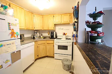 Rented by City Connections Realty