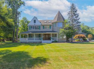 6 Arbor Ct, Pomona, NY 10970