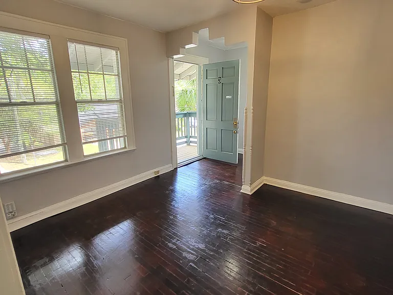 1718 Pine Grove Ave #3 — Photo 5