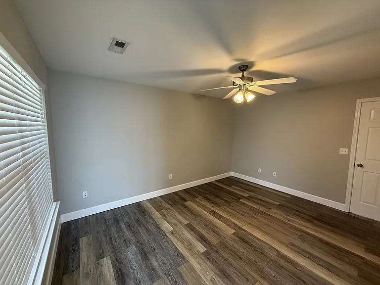 502 Pleasant Green Dr — Photo 71