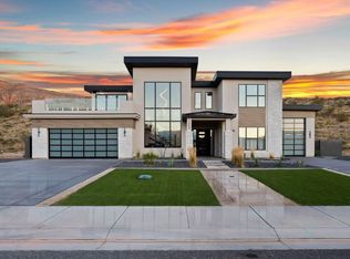 1463 W Torrey Pines Rd, Hurricane, UT 84737