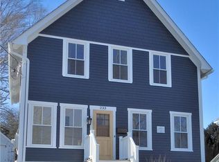 233 High St, Mystic, CT 06355