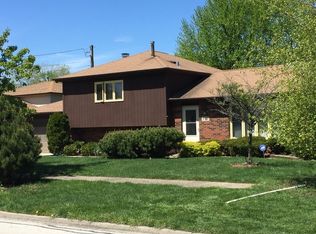 4322 142nd St, Crestwood, IL 60445